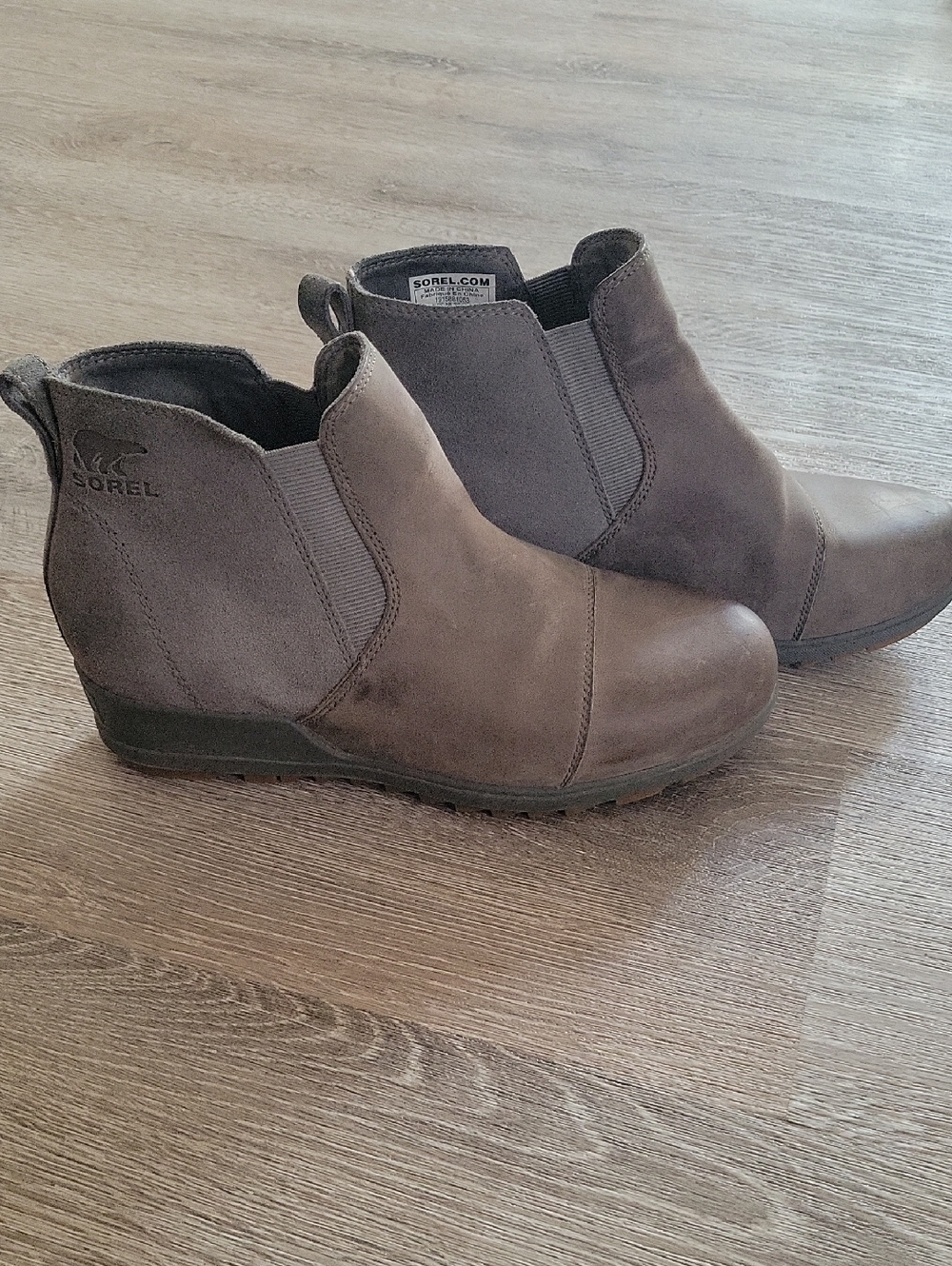 Sorel Women's Charcoal Gray Chelsea Booties